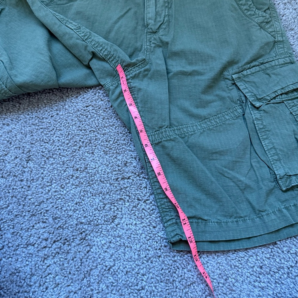 American Eagle Outfitters green shorts waist 32 - Picture 3 of 8